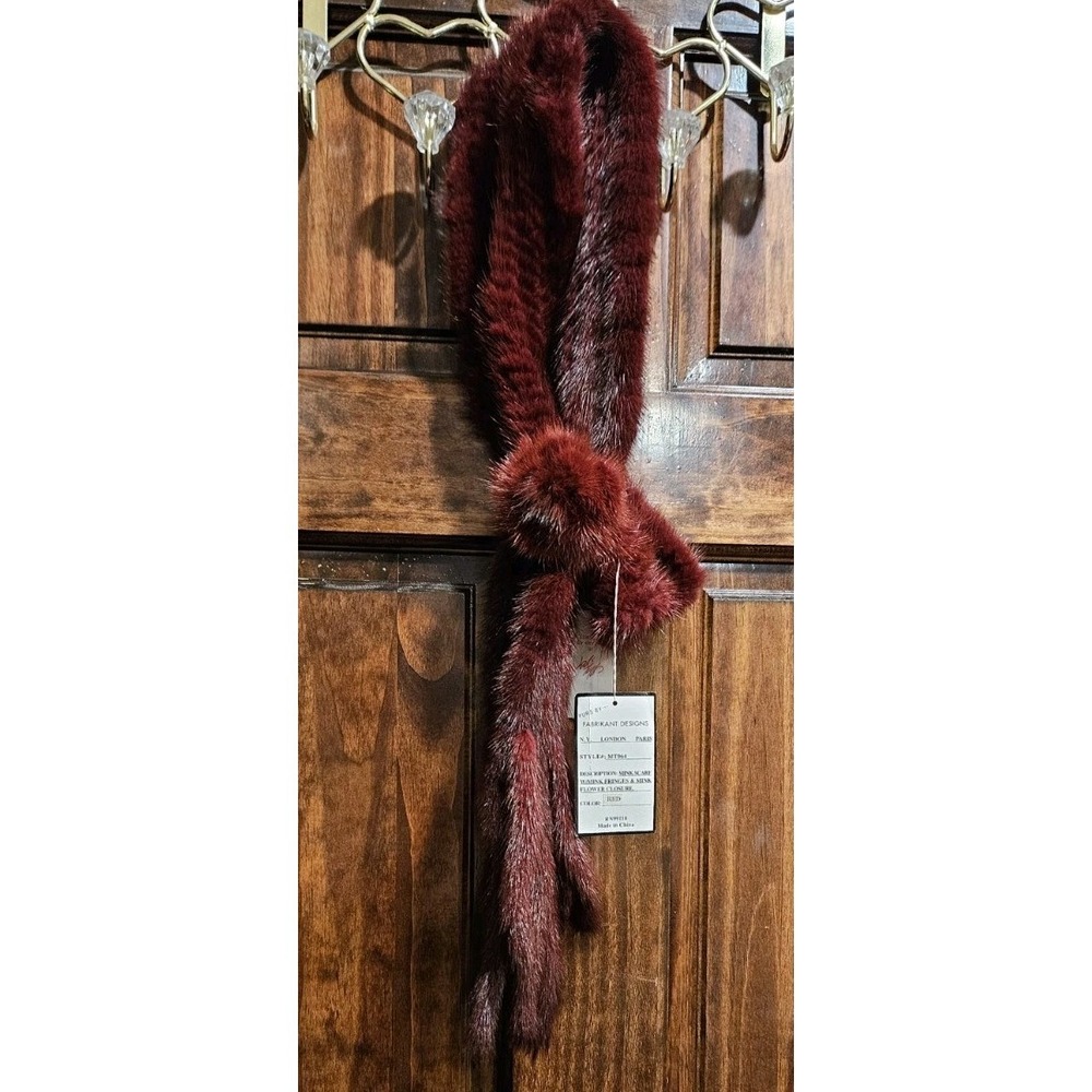 Fabrikant Red Mink Fur Scarf Fringe Flower Closure MT064 NWT Authentic Wrap